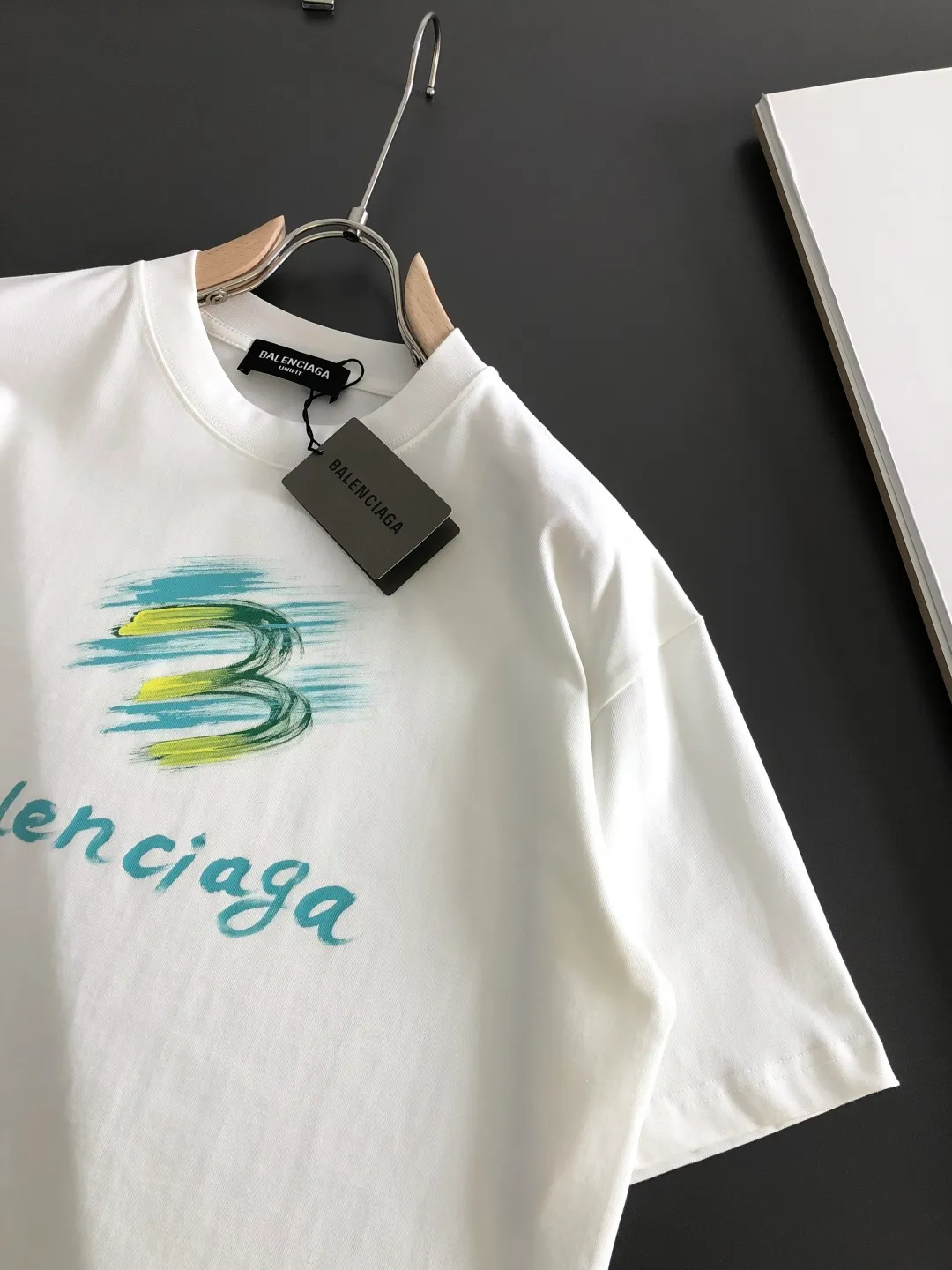 BAL 2026SS New Arrival T ， ， 300 ！ ， ，Classic logo ， ， Sizes M-XXXL